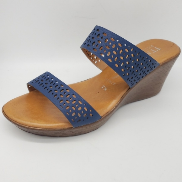 lightweight wedge sandals